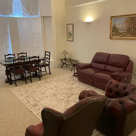 Lovely Clifton Ground Flat Two-bed With Parking Permit X1 بريستول