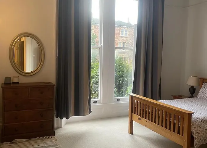Διαμέρισμα Lovely Clifton Ground Flat Two-bed With Parking Permit X1 Μπρίστολ